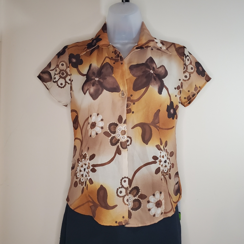 Street Code USA Floral One Button Short Sleeve Collared Sheer Top